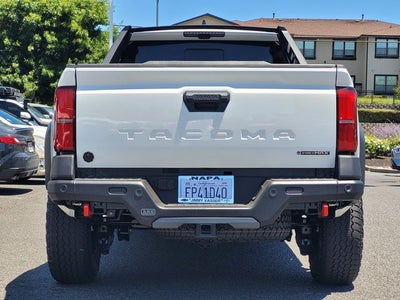 2026 Toyota Tacoma i-FORCE MAX Tacoma Trailhunter