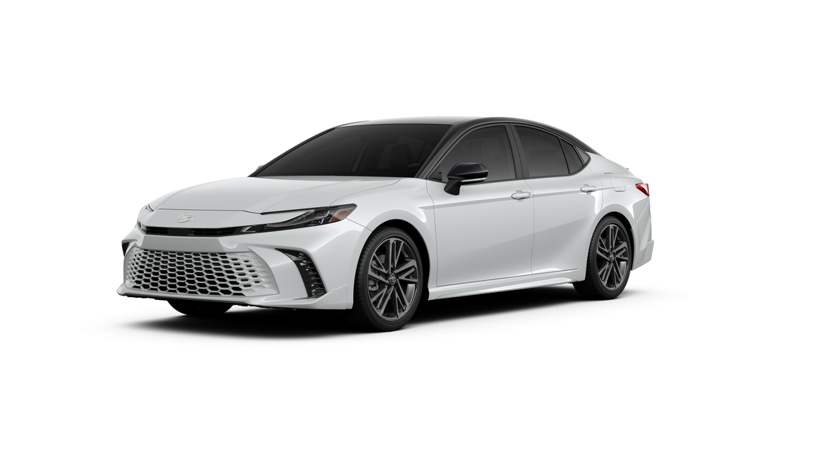 2026 Toyota Camry XSE Hybrid's photo