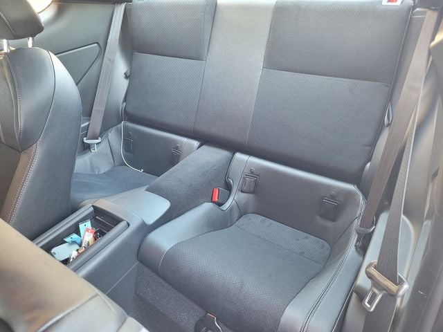 2026 Toyota GR86 Premium MT