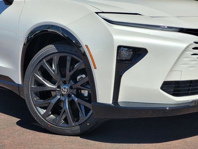 2026 Toyota Toyota Crown Signia Limited