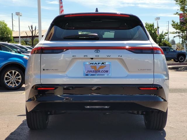 2026 Toyota Toyota Crown Signia Limited