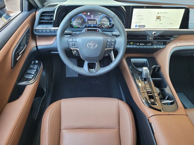 2026 Toyota Toyota Crown Signia Limited