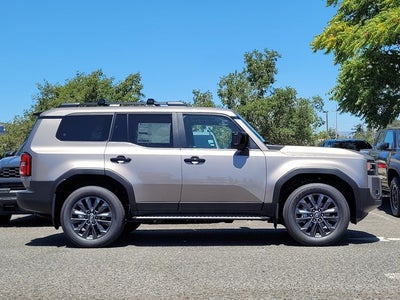 2027 Toyota Land Cruiser Base
