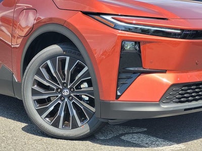 2026 Toyota C-HR XSE