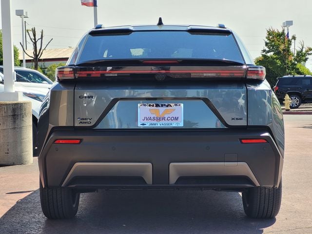 2026 Toyota C-HR XSE