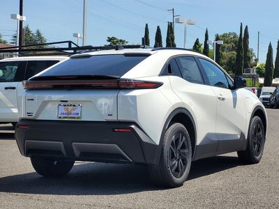 2026 Toyota C-HR SE